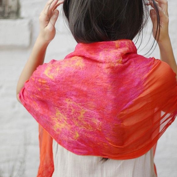 Christa Louise Handmade Silk Wool "Puerta Vallarta" Scarf/Wrap Scarf Wrap 75"L - Picture 2 of 9